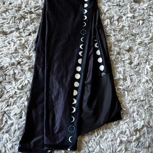 teeki black moon leggings, size S